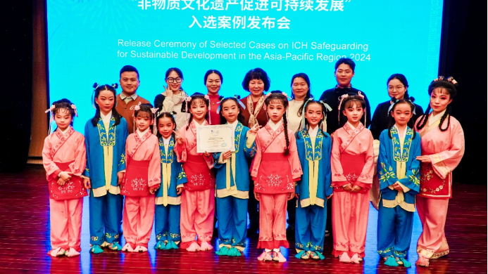 李建凤引领戏曲美育项目闪耀亚太非遗舞台