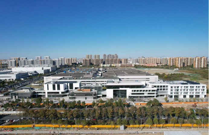 珠江路产业园南楼施工总承包项目顺利竣工