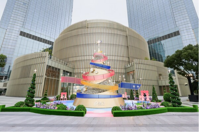 上海港汇恒隆广场"星熠圣诞"主题活动盛大开启