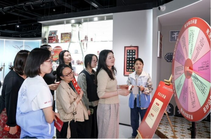 厦门太古可口可乐开展"宪法宣传周"系列活动