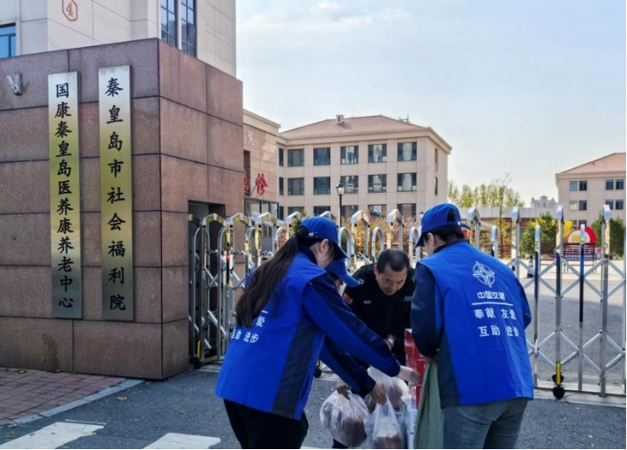 中交一航局五公司安装工程处党支部组织志愿者看望秦皇岛市社会福利院儿童