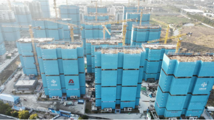 中交一航局常州项目部安置房项目多栋楼主体封顶