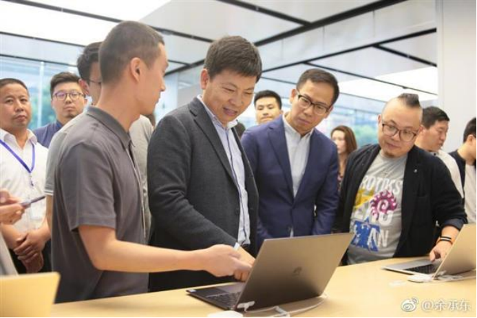 “YO!原”千里来相会 华为智能生活馆·太原茂业重装开业