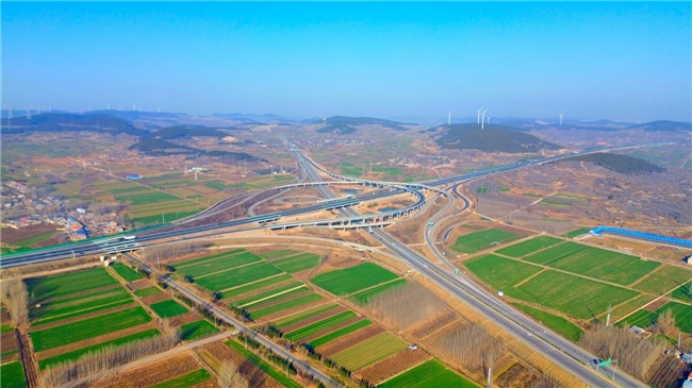 全线双向贯通！济广高速公路济菏段改扩建工程全线通车