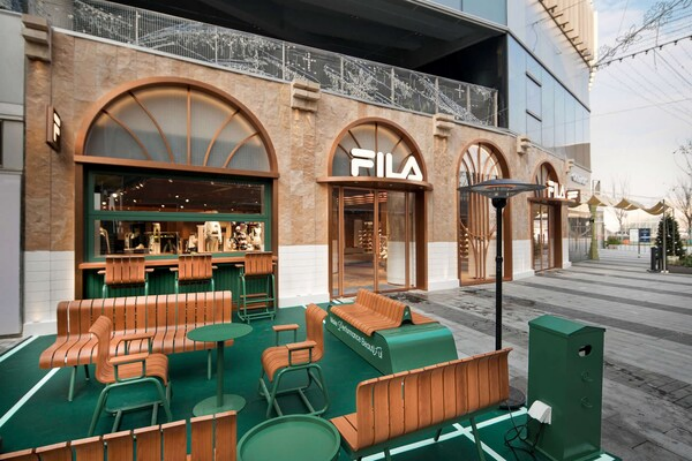 品牌回溯与体验革新：FILA Biella网球概念店开启消费体验新纪元