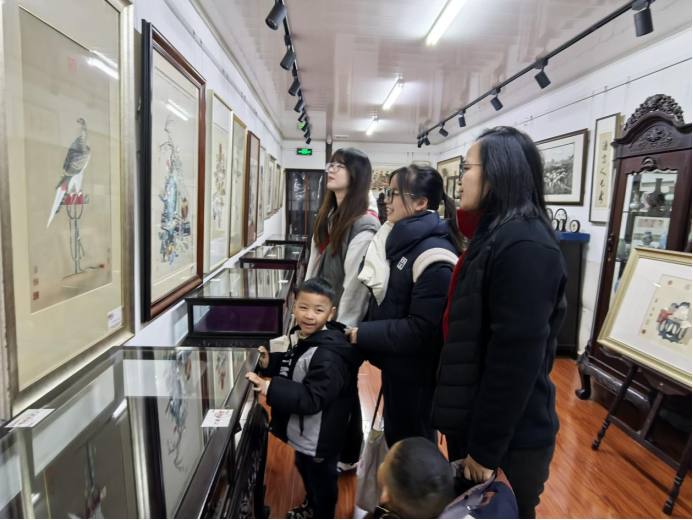 江苏学子三下乡：灵绣沈韵团队赴南通开展传承沈绣技艺调研学习
