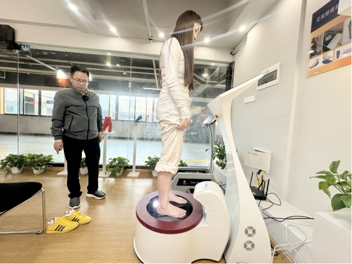 双流汇都时尚园区以AI数字化技术助力制鞋产业发展新质生产力