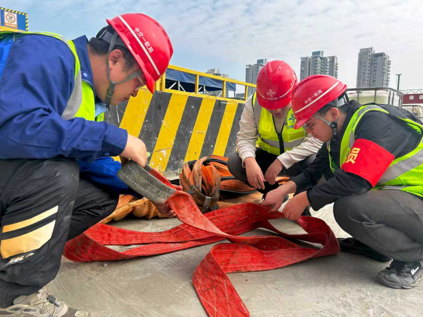  一马当先启新程 马不停蹄赶春光 中交一航局南珠（中）城际1标四工区项目部全面复工复产