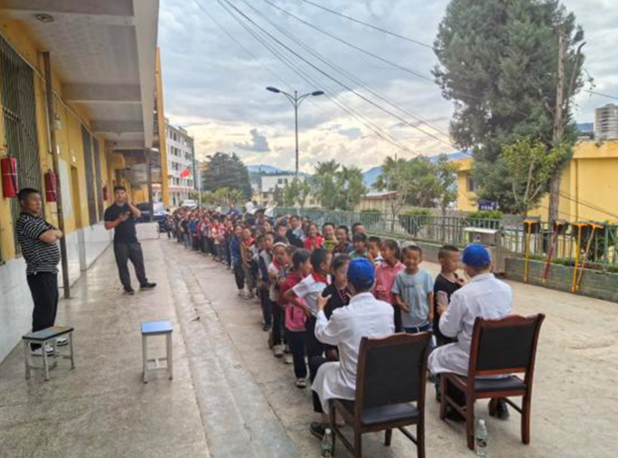 把守护童心的使命扛在肩上