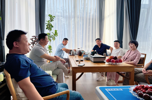 深化京豫联动 共话政企商合作&mdash;&mdash;侯敏一行到访聚坤集团座谈交流