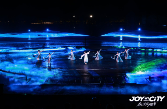 佳能携手无忧传媒&ldquo;JOY in CITY&rdquo;盛典电影机讯道化方案落地户外直播